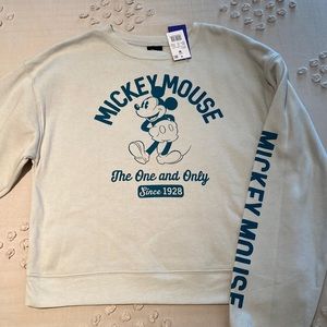 Woman’s Mickey Mouse crewneck sweatshirt